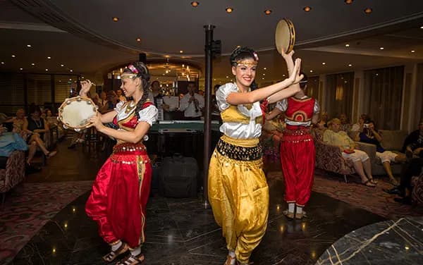 Amawaterways entertainment