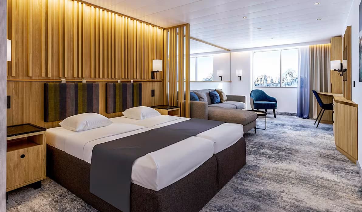 Quark Expeditions_Ultramarine_Explorer Suite_Cabin