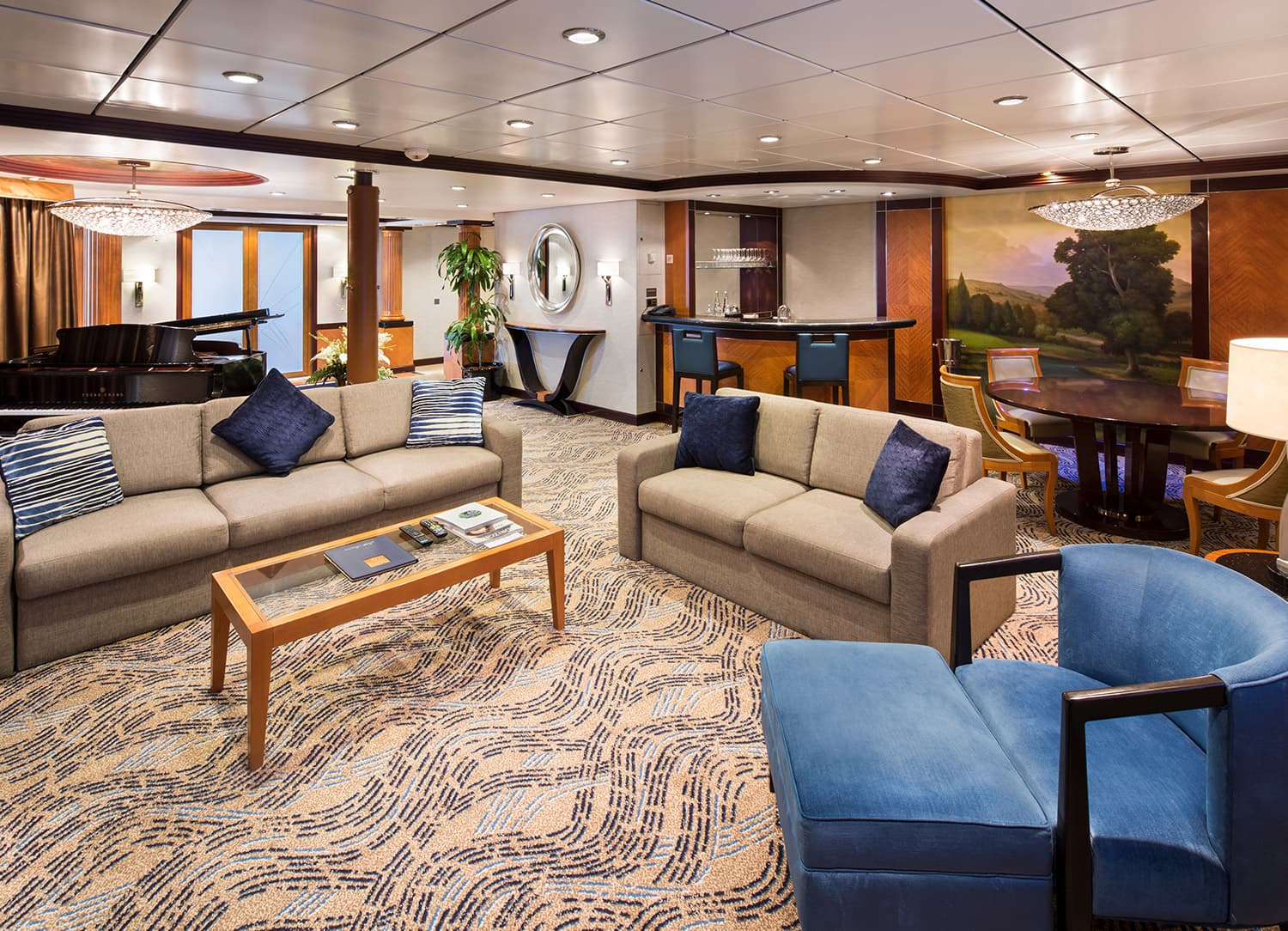 Mariner of the Seas Royal Suite