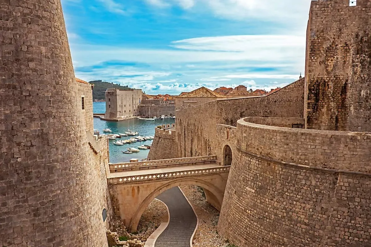 Dubrovnik city walls tours - Cruises to Croatia 